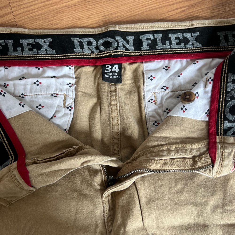 Men's Tan Cargo Shorts - Picture 4 of 4